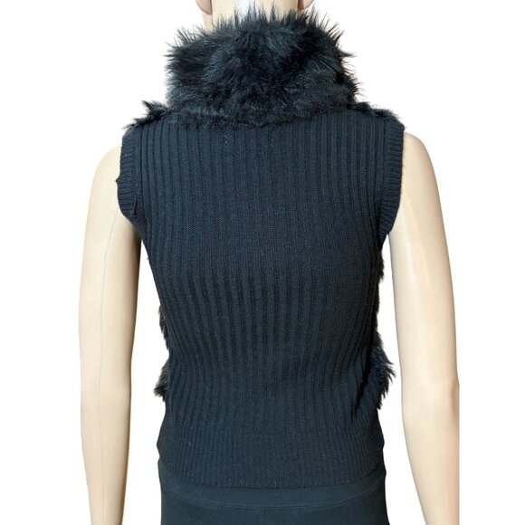 Arizona Jeans Co Black Faux Fur Vest Size XS - Picture 3 of 4